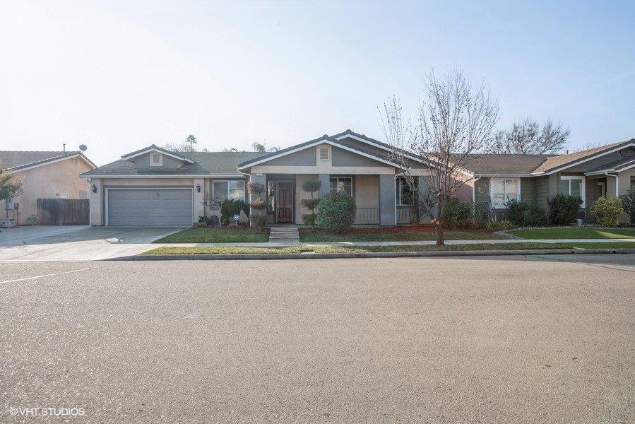 2423 East Early Avenue Reedley, CA 93654 - Photo 2 of 26 Gallery Image 2