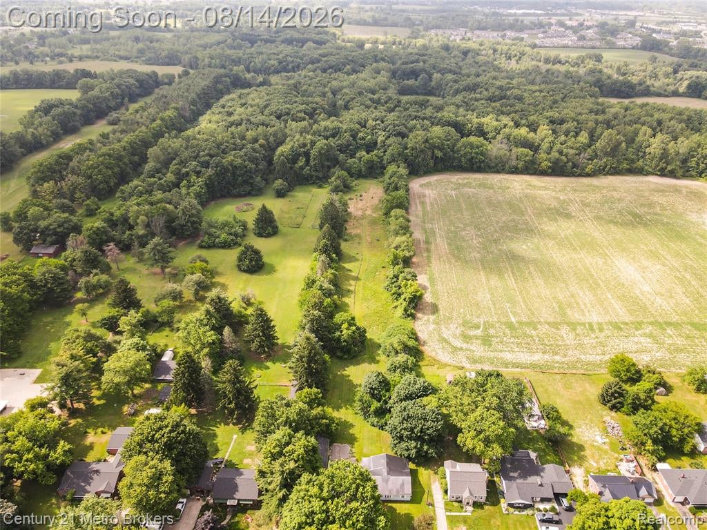 8294 Davison Road Davison, MI 48423 - Photo 7 of 16 Gallery Image 7