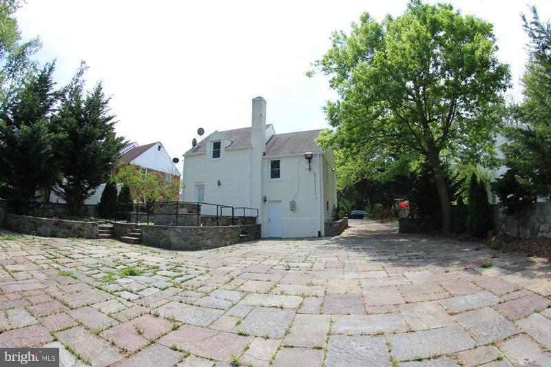 2611 Harris Avenue Silver Spring, MD 20902 - Photo 5 of 30 a view of a house with a yard