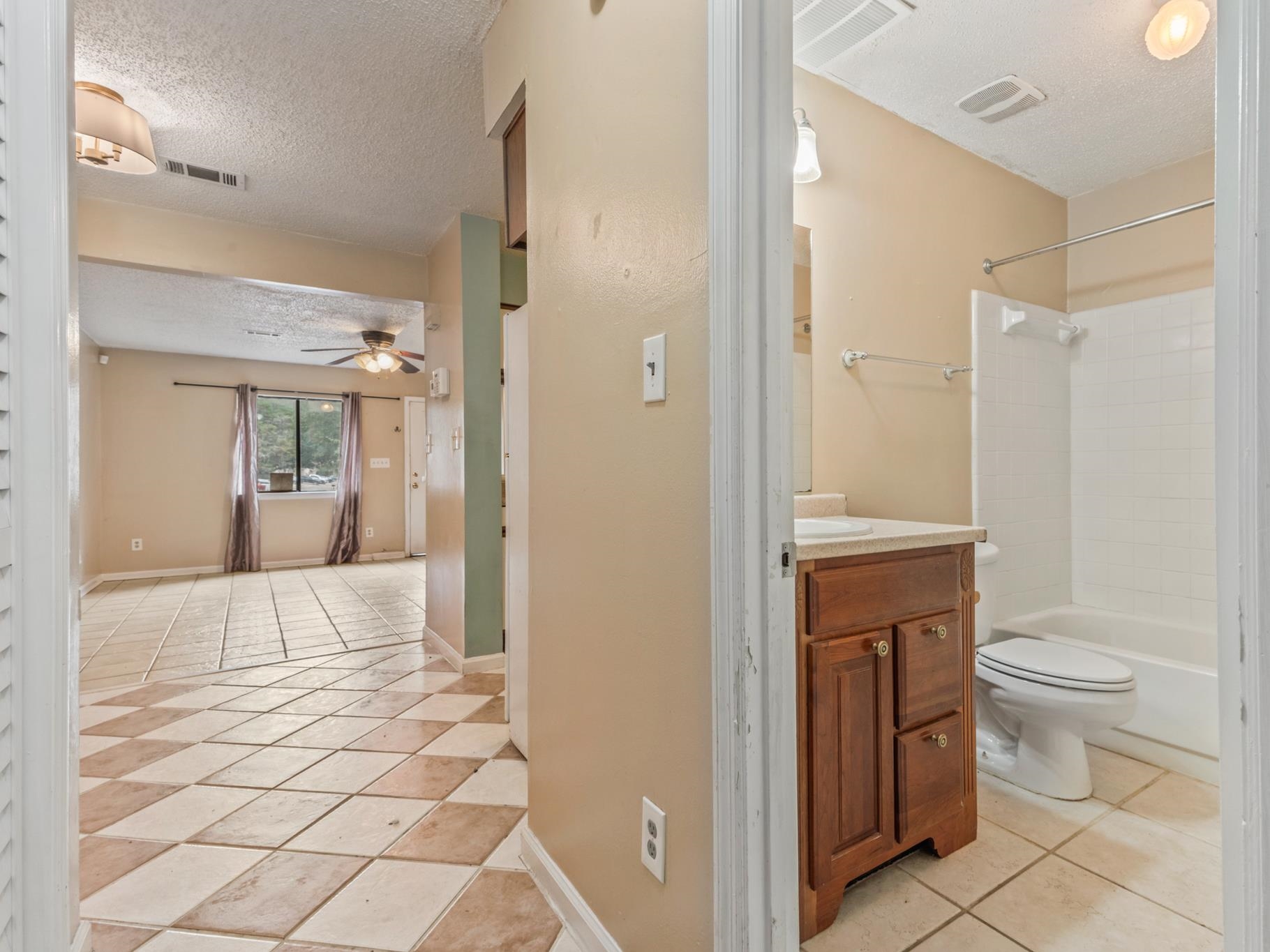 1812 Falconcrest Street Tallahassee, FL 32303 - Photo 11 of 39