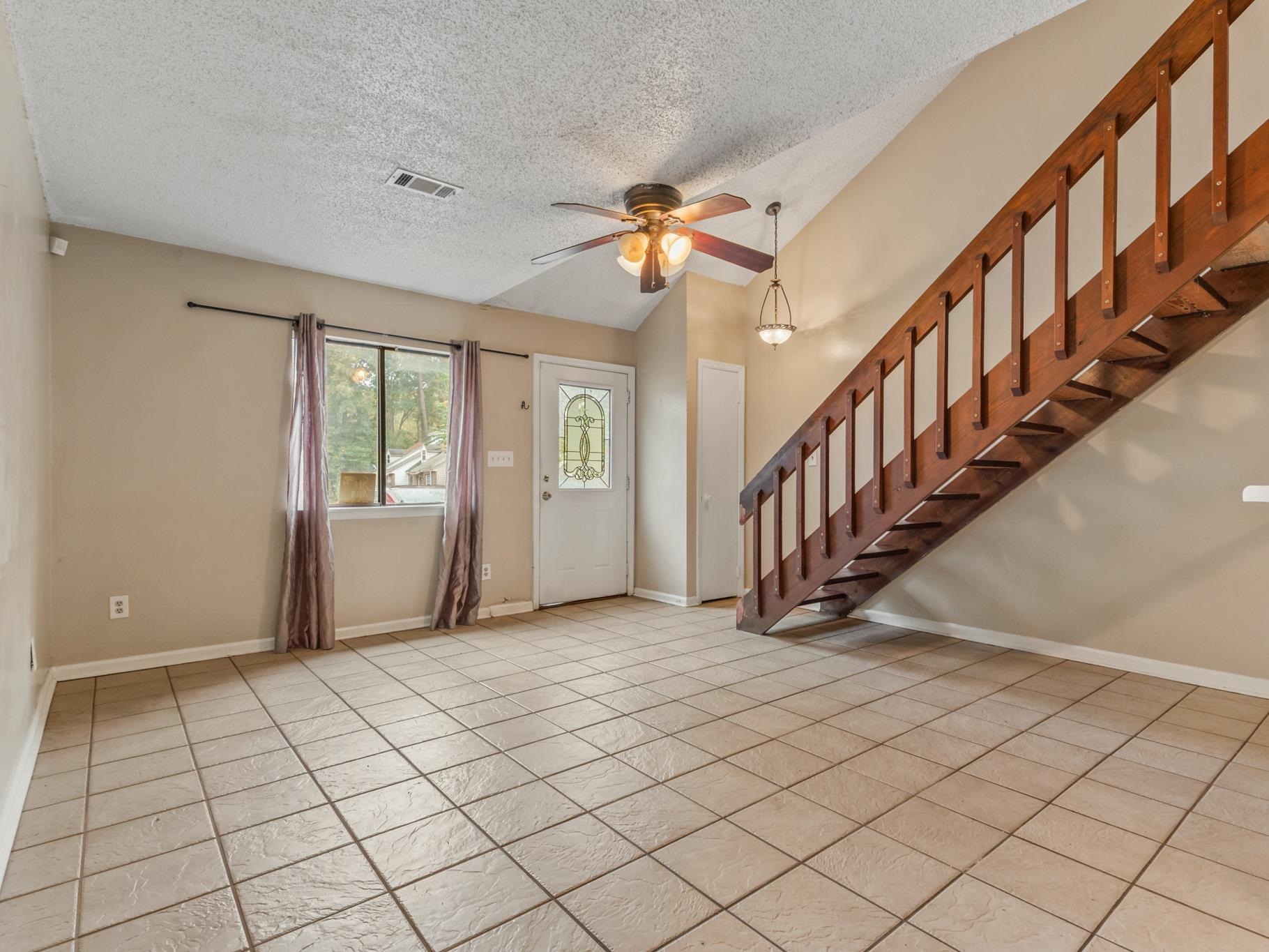 1812 Falconcrest Street Tallahassee, FL 32303 - Photo 2 of 39