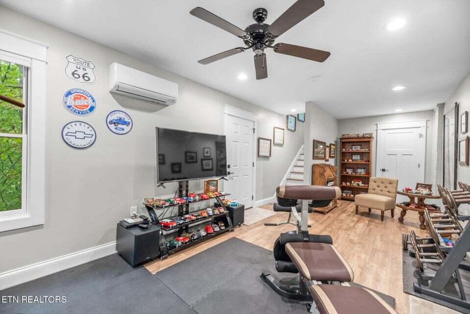 417 High Street Kingston, TN 37763 - Photo 32 of 47 35