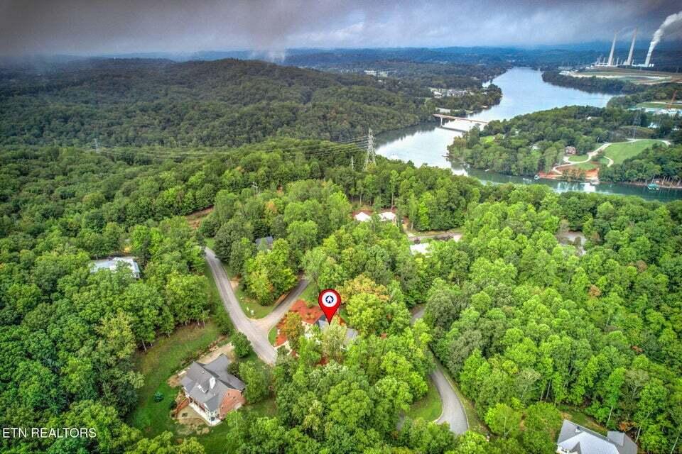 417 High Street Kingston, TN 37763 - Photo 36 of 47 39