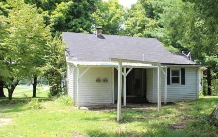 555 Corolla Road Sparta, TN 38583 - Photo 12 of 14 REAR VIEW