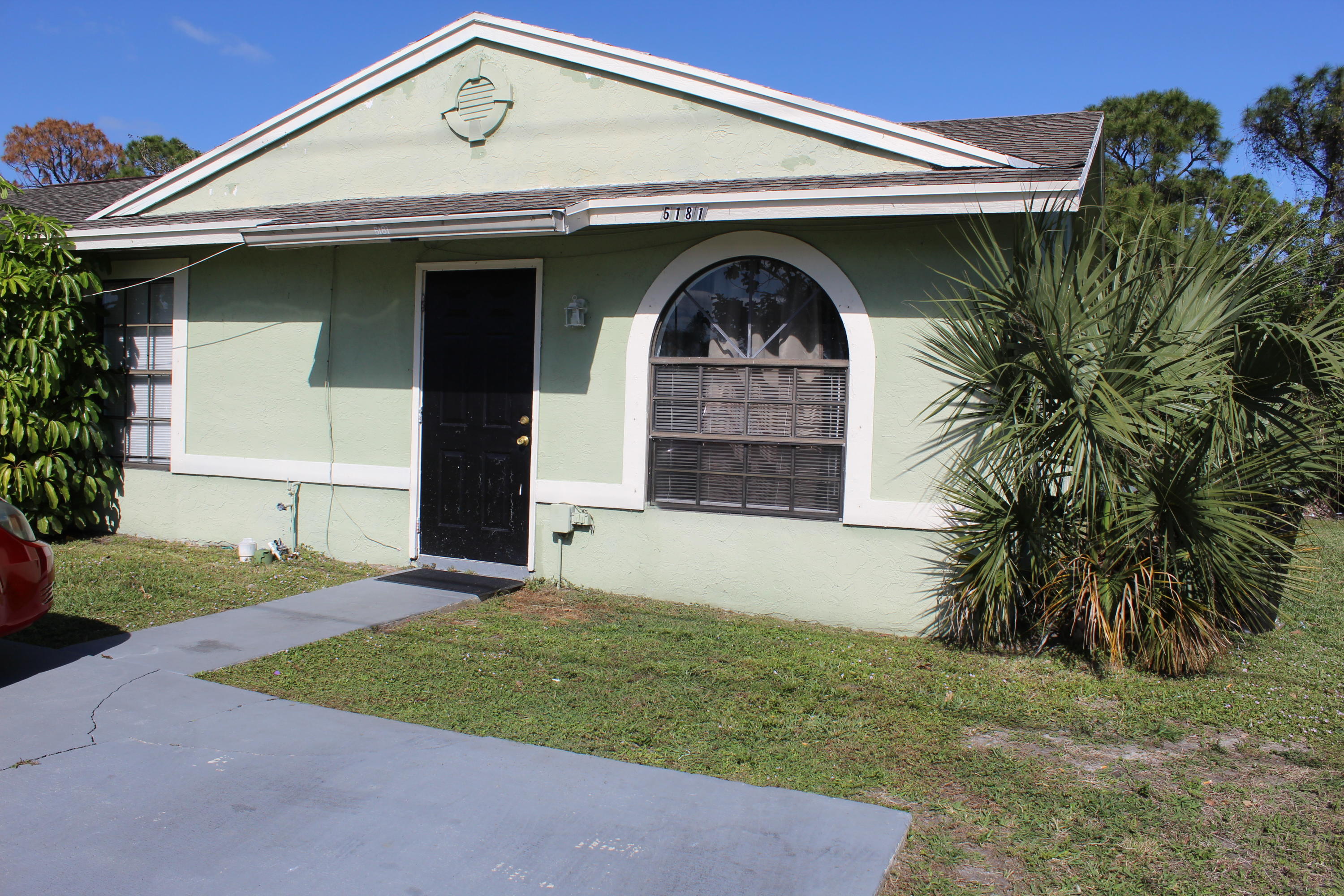 5175 Southeast Primrose Way Stuart, FL 34997 - Photo 2 of 41 IMG_0450