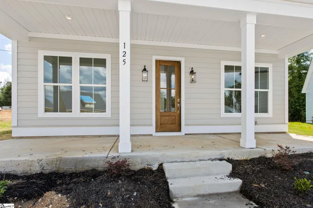 $269,990 | 125 Cottage Lane, Greenwood, SC 29649