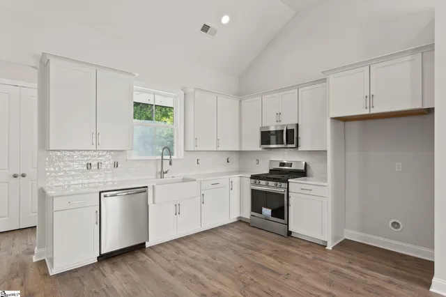 $269,990 | 125 Cottage Lane, Greenwood, SC 29649