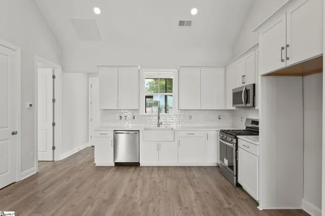 $269,990 | 125 Cottage Lane, Greenwood, SC 29649