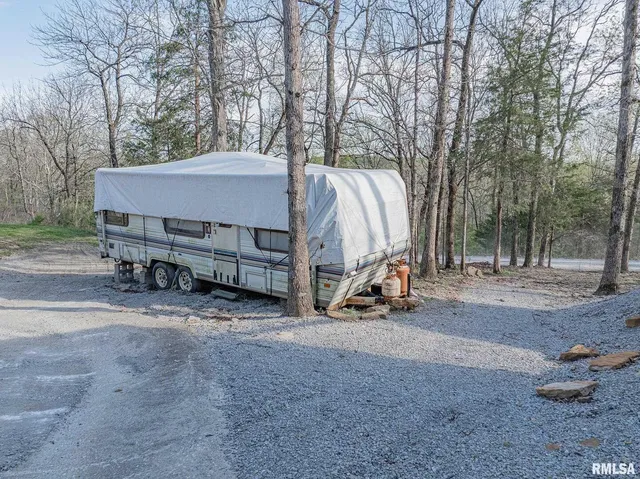 $170,000 | 565 Dutton Chapel Road, Herod, IL 62947