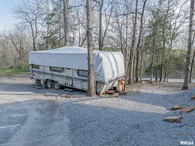 $170,000 | 565 Dutton Chapel Road, Herod, IL 62947