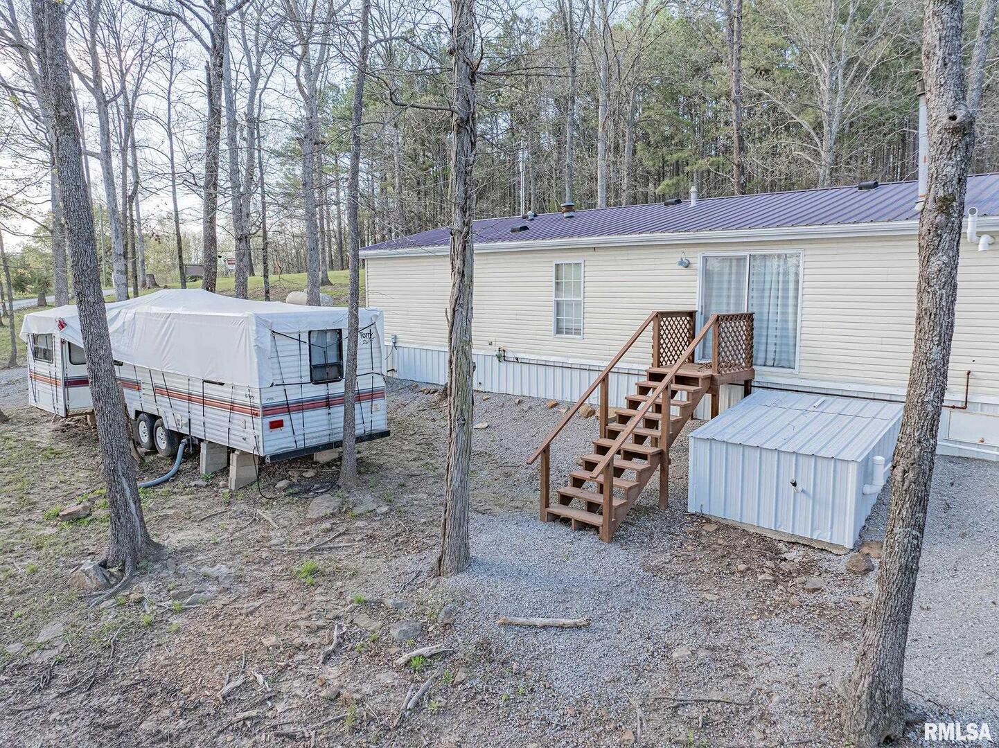 565 Dutton Chapel Road Herod, IL 62947 - Photo 18 of 54