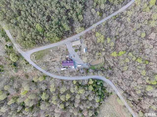 $170,000 | 565 Dutton Chapel Road, Herod, IL 62947