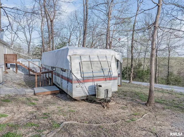 $170,000 | 565 Dutton Chapel Road, Herod, IL 62947