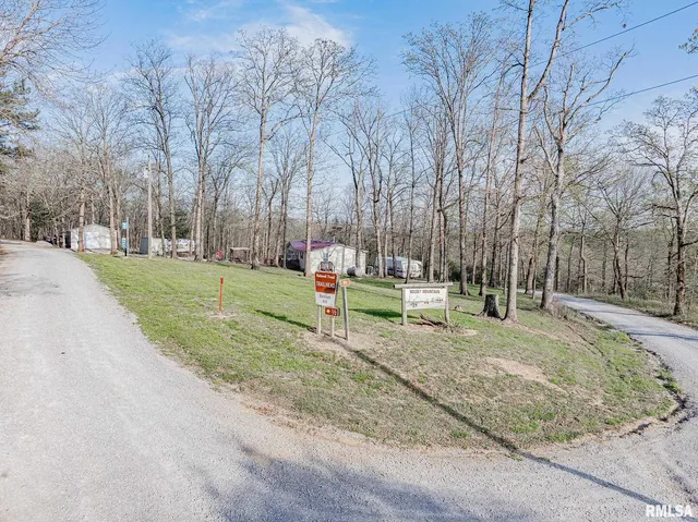 $170,000 | 565 Dutton Chapel Road, Herod, IL 62947