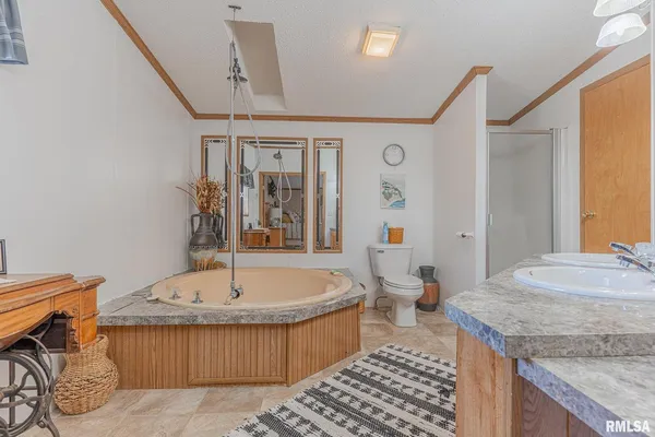 $170,000 | 565 Dutton Chapel Road, Herod, IL 62947