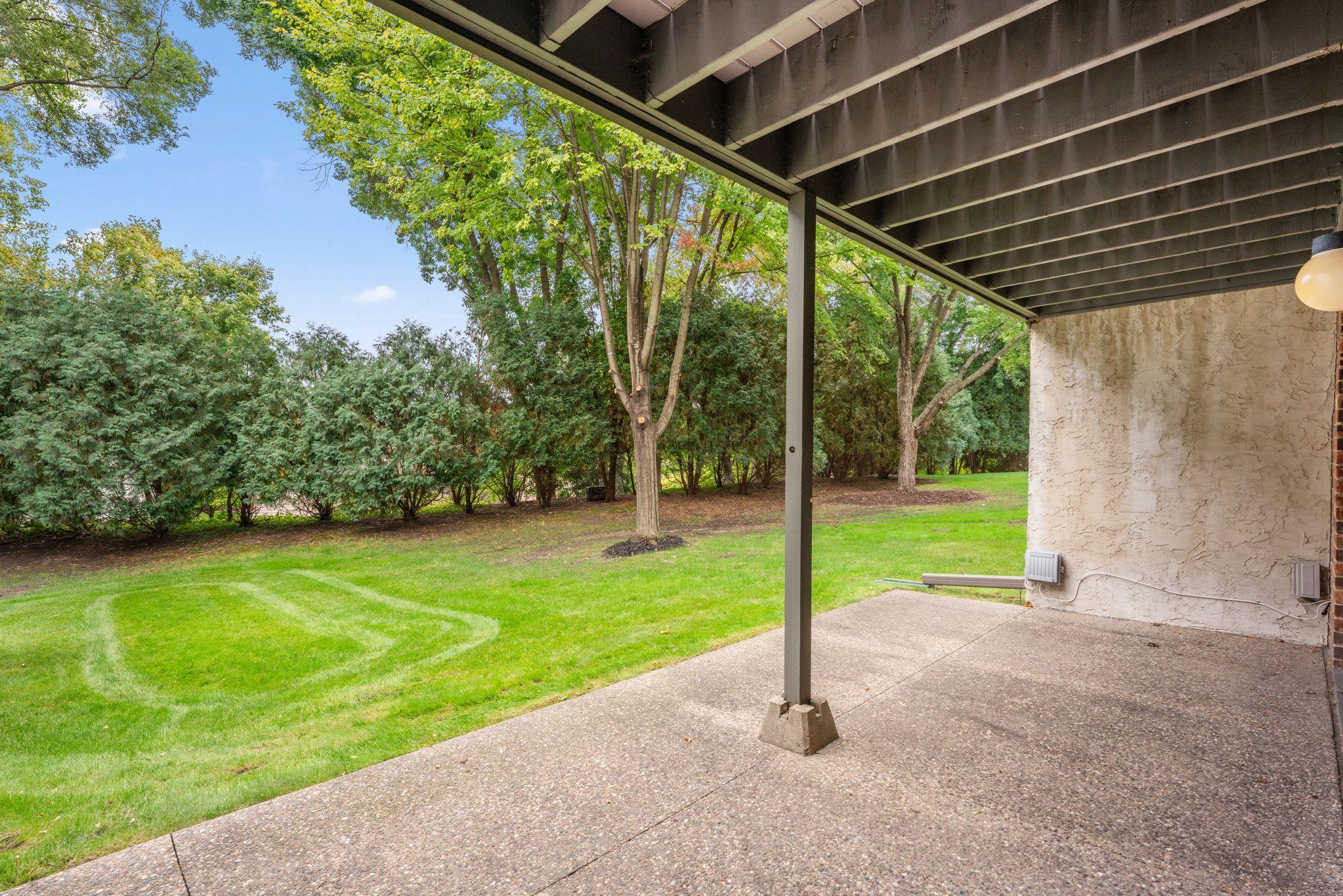 6121 Blake Ridge Road Edina, MN 55436 - Photo 20 of 30 Gallery Image 20