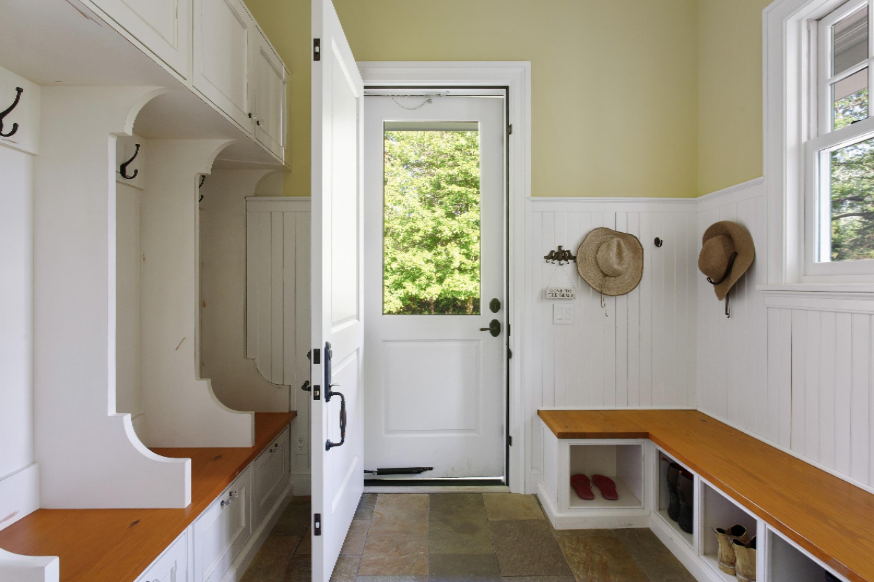 13592 Prairie Road Harbert, MI 49115 - Photo 21 of 65 Mudroom