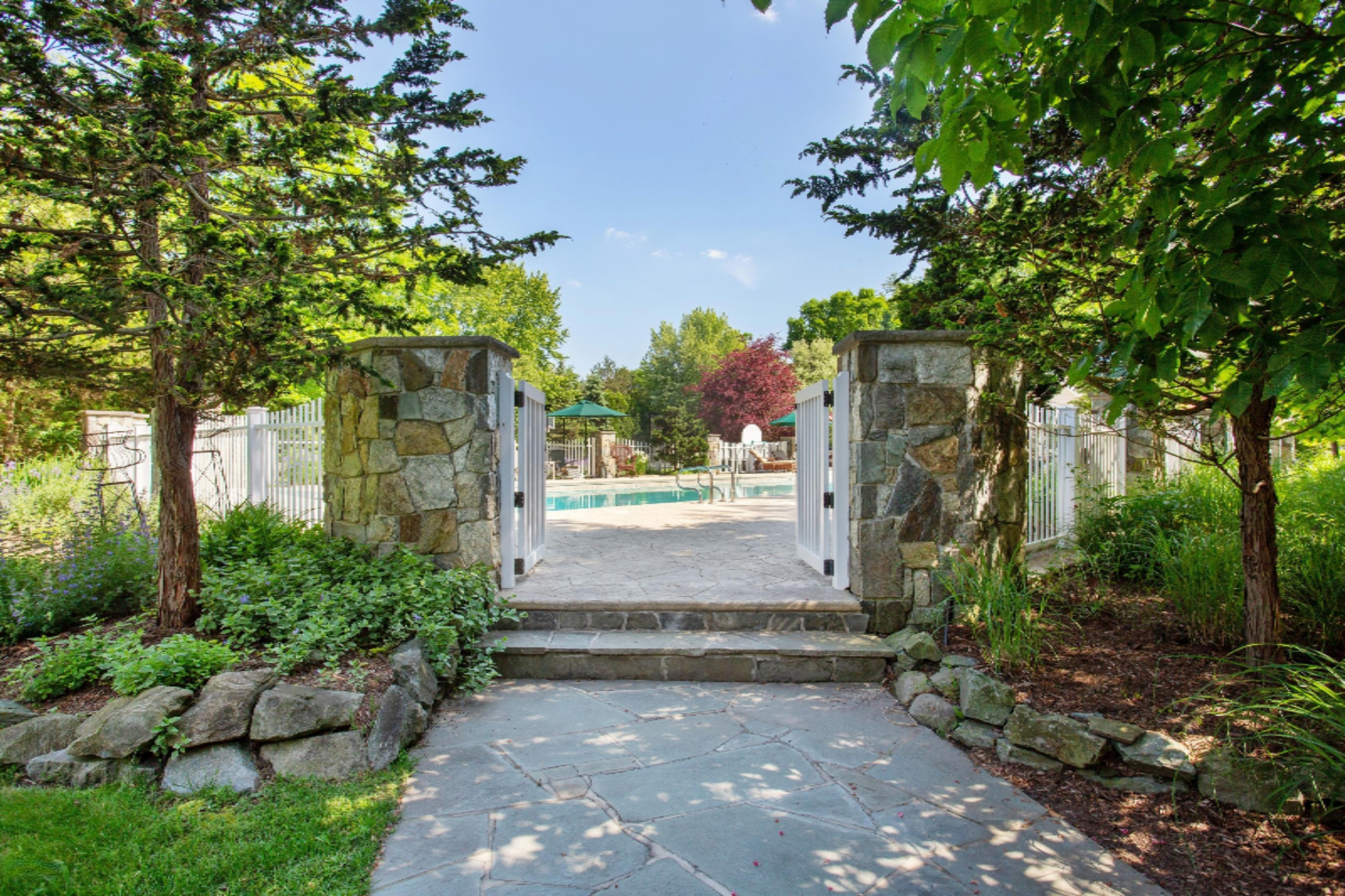 13592 Prairie Road Harbert, MI 49115 - Photo 45 of 65 Pool Entry