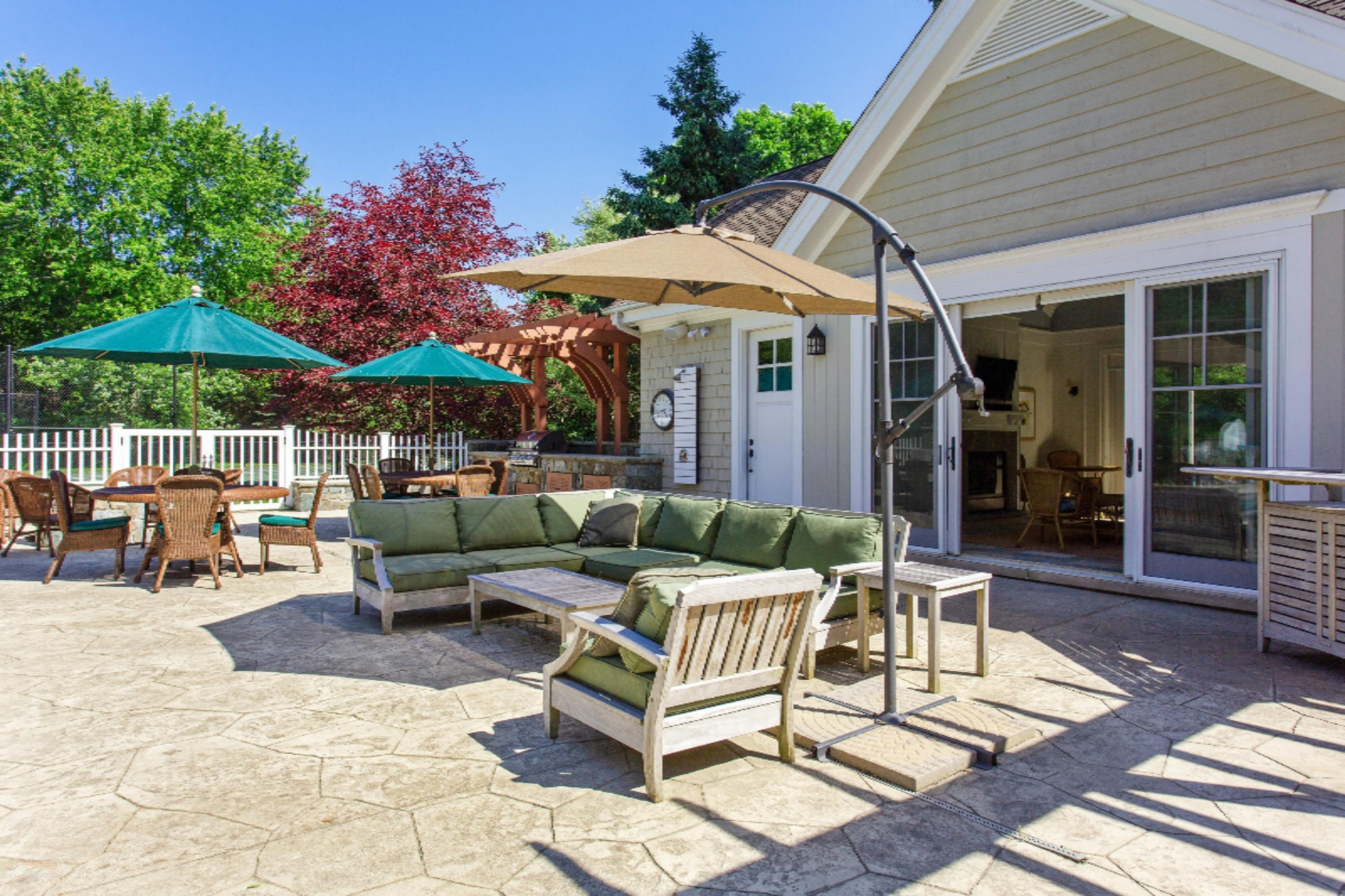 13592 Prairie Road Harbert, MI 49115 - Photo 51 of 65 Pool House Patio