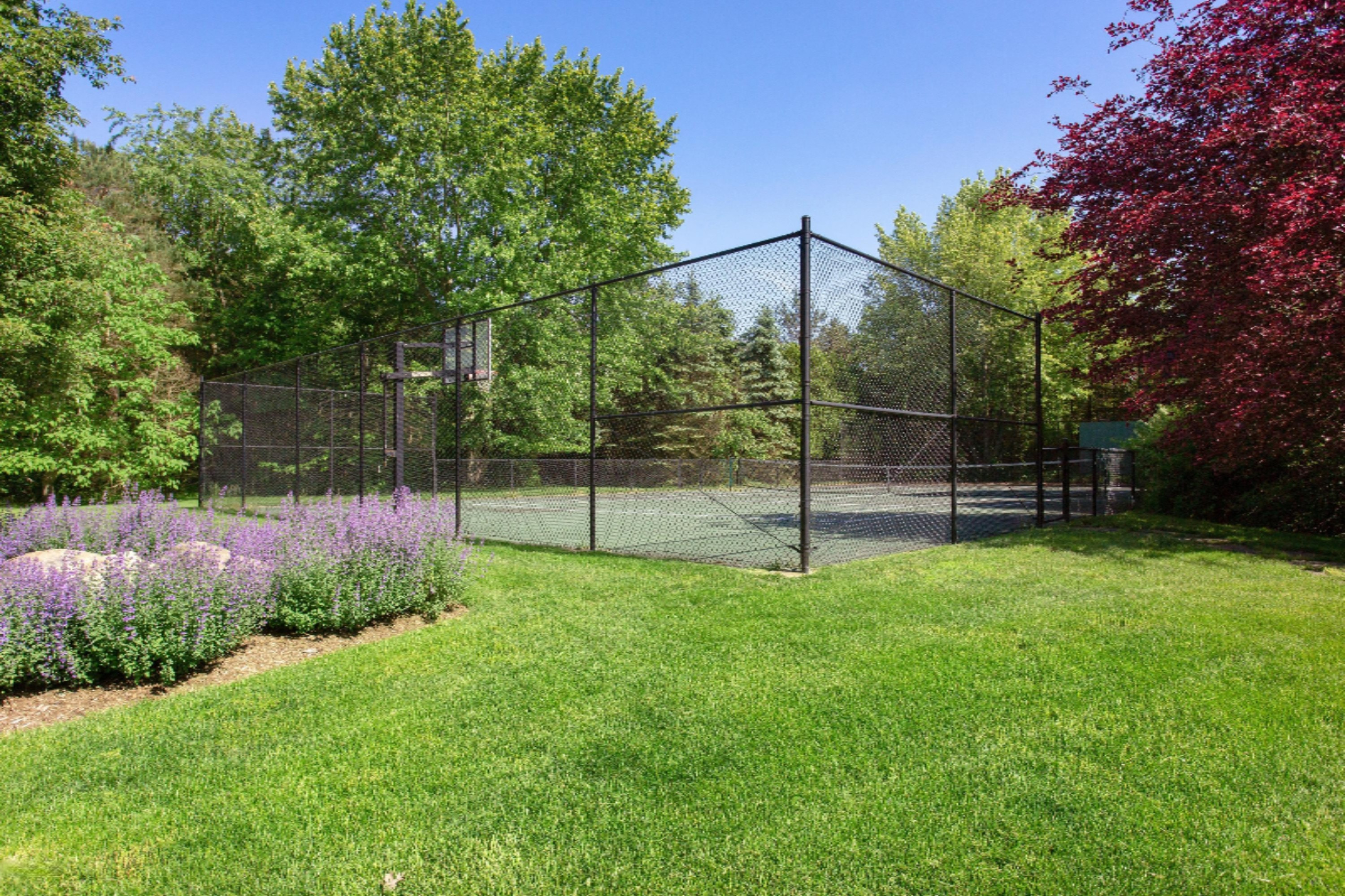 13592 Prairie Road Harbert, MI 49115 - Photo 55 of 65 Tennis,Baskets ,Play Space
