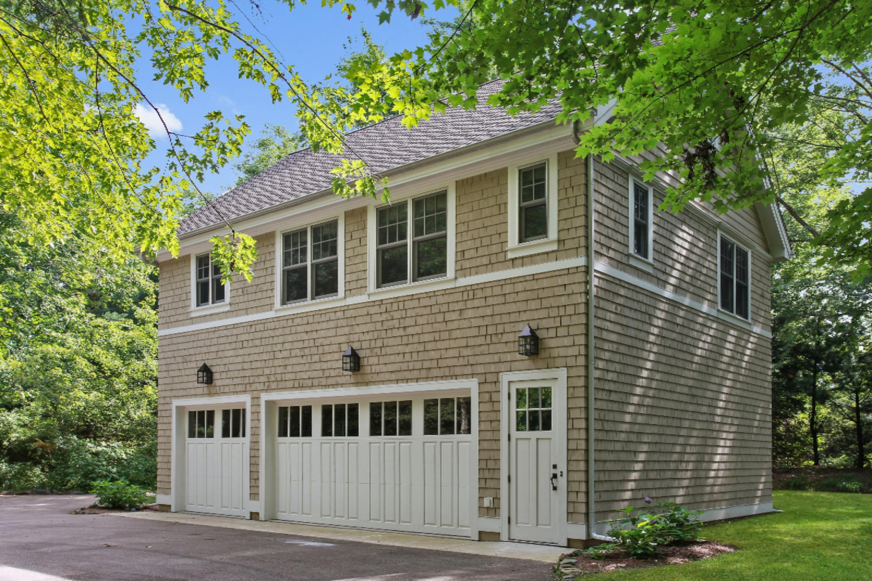 Guest House & Garage