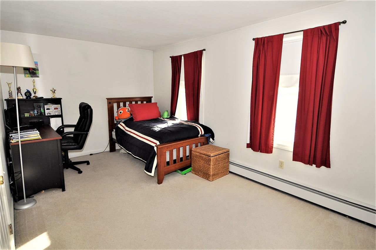 23 Smith Road Goffstown, NH 03045 - Photo 12 of 27 Gallery Image 12