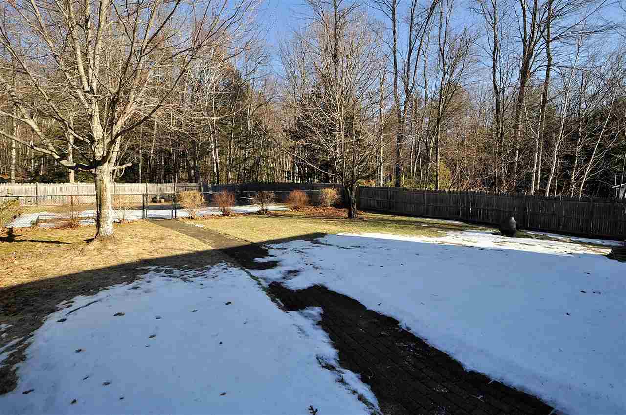 23 Smith Road Goffstown, NH 03045 - Photo 14 of 27 Gallery Image 14