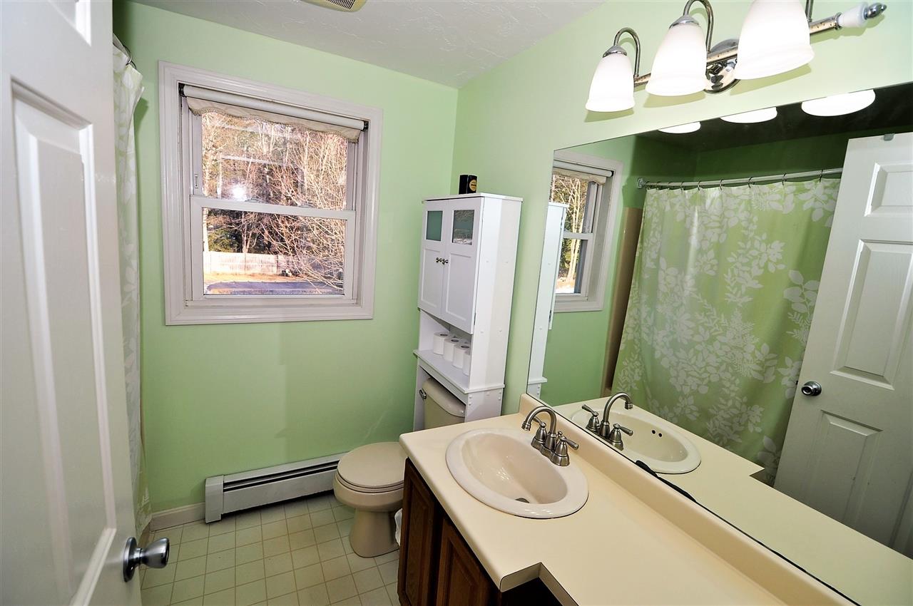 23 Smith Road Goffstown, NH 03045 - Photo 10 of 27 Gallery Image 10