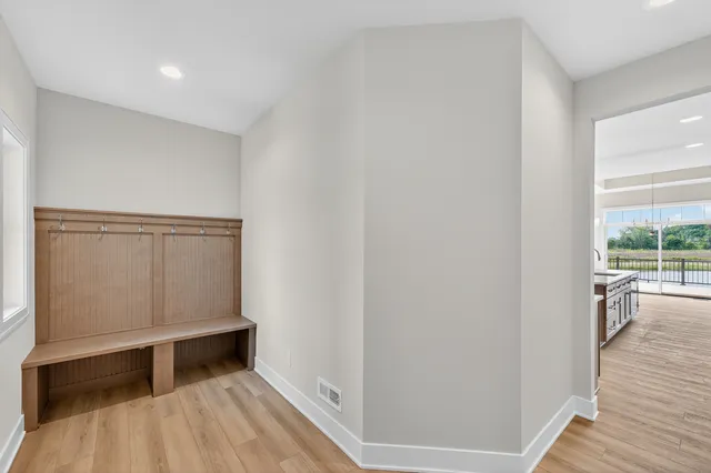 $934,900 | 97 49th Court, Pleasant Prairie, WI 53158