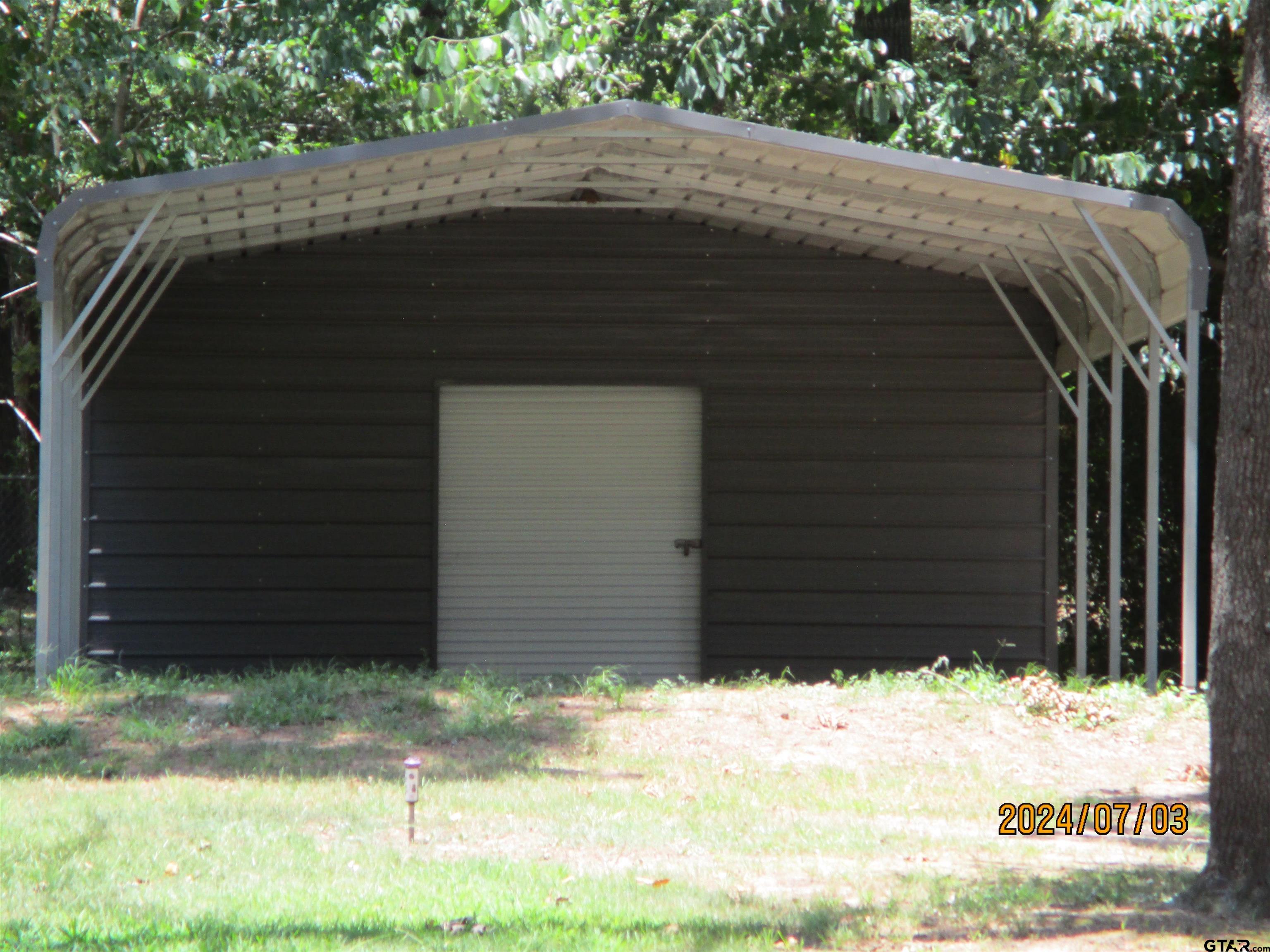 105 Sioux Lane Longview, TX 75603 - Photo 3 of 22 a front view of a house