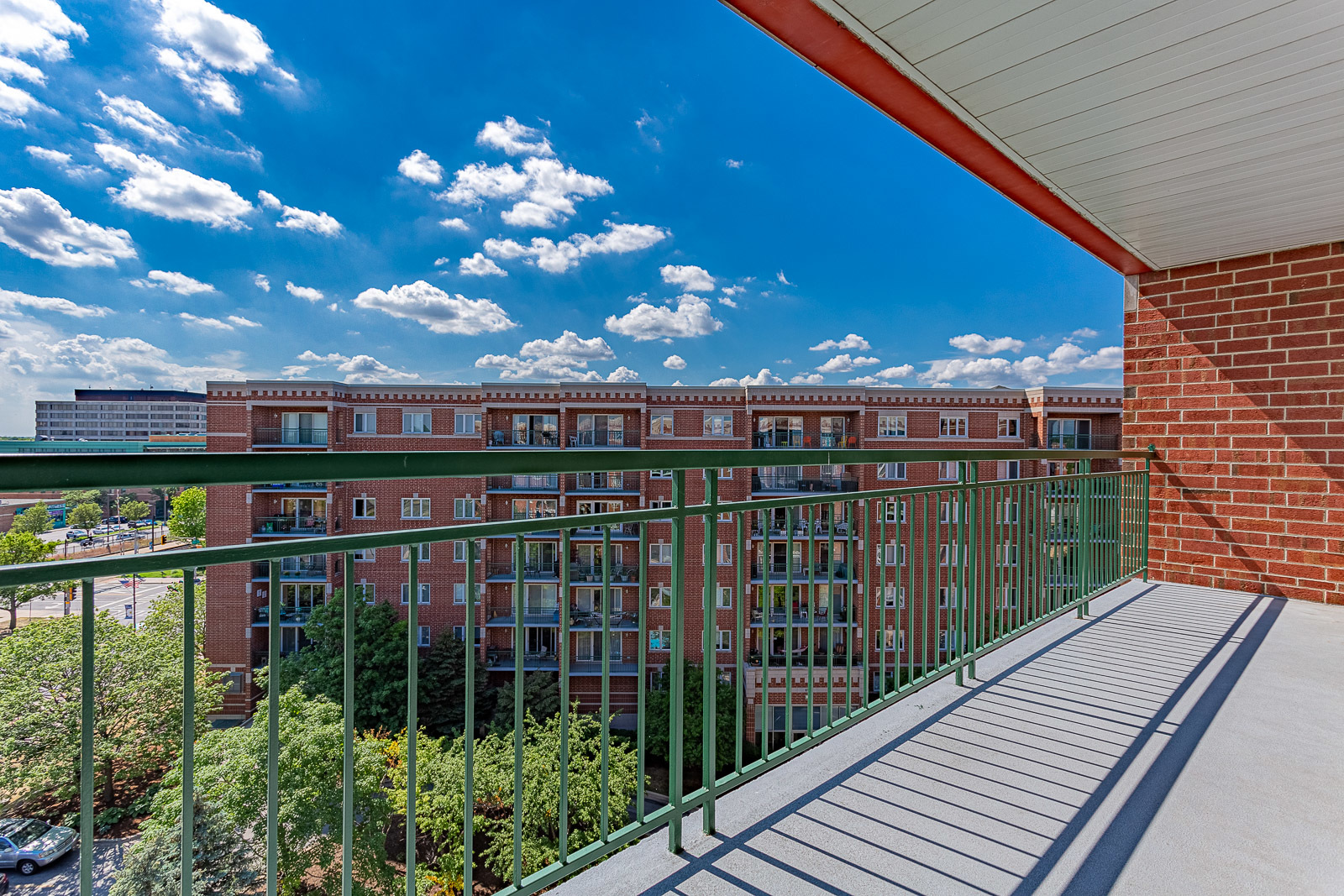 650 South River Road, Unit 807 Des Plaines, IL 60016 - Photo 12 of 16