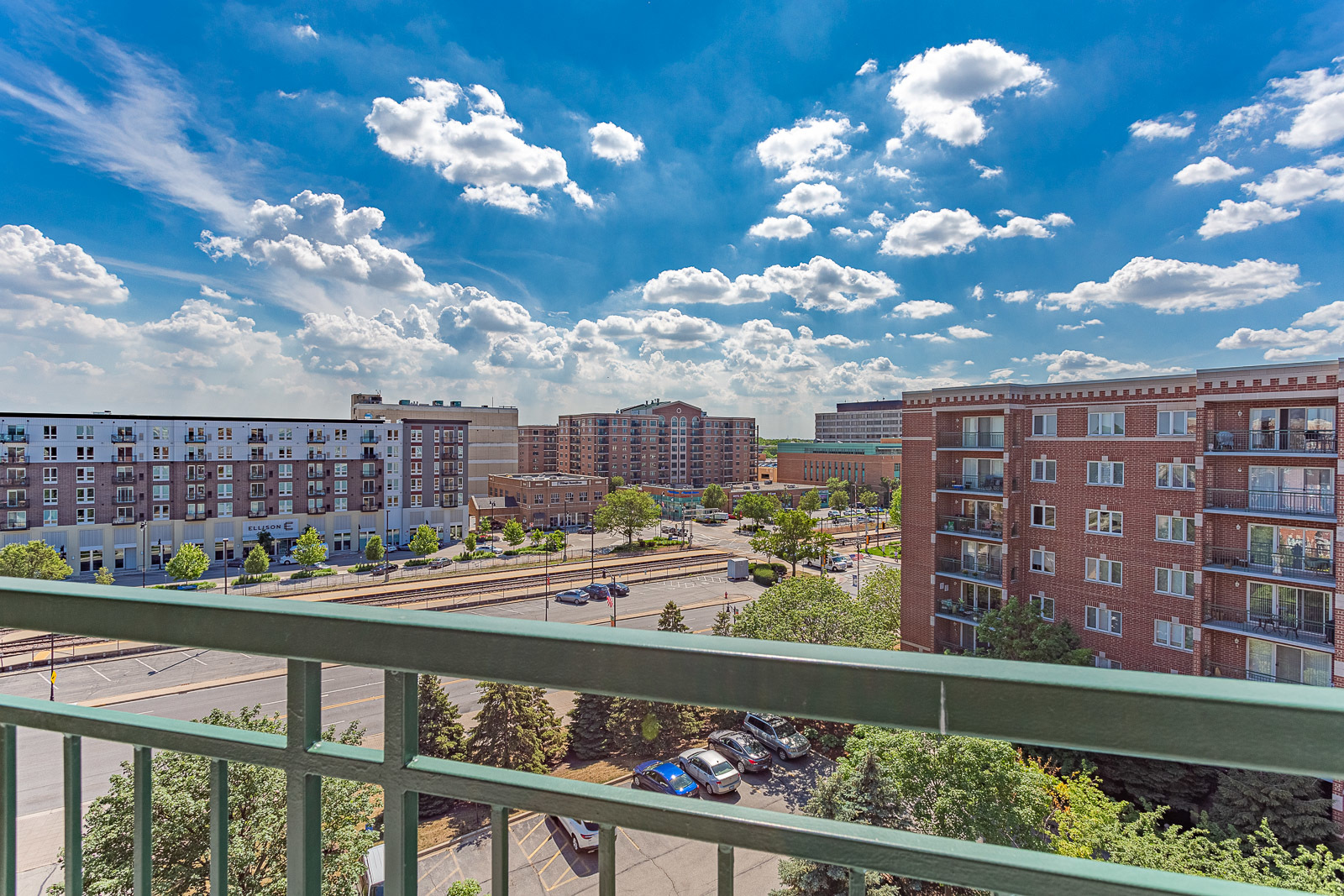 650 South River Road, Unit 807 Des Plaines, IL 60016 - Photo 13 of 16 a view of a city from a balcony