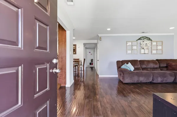 $299,900 | 1022 Fleda Avenue, Olivehurst, CA 95961