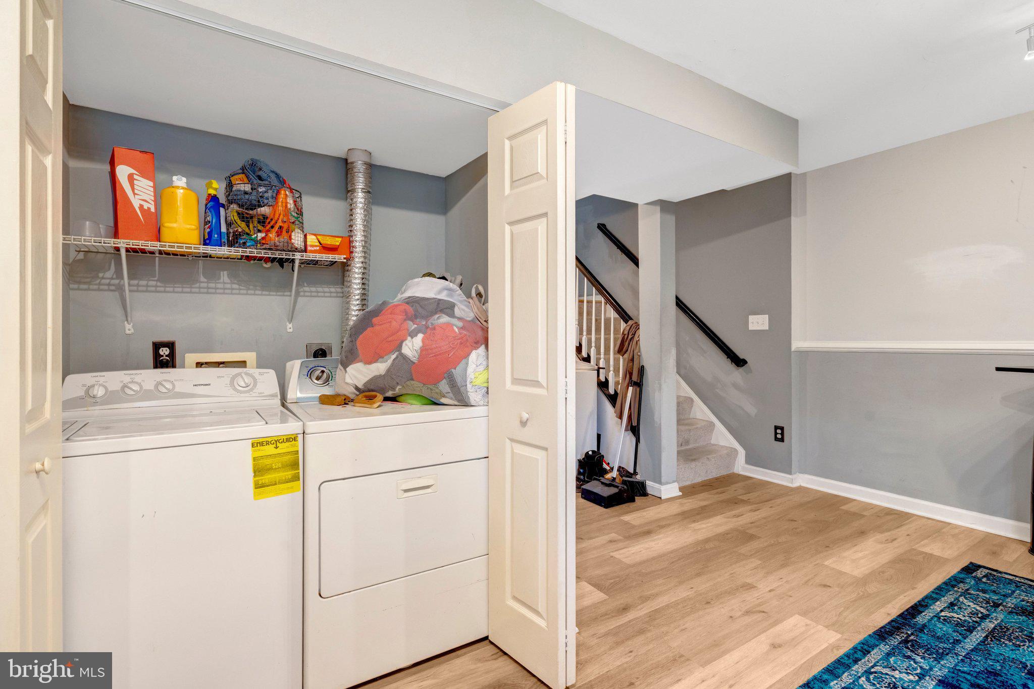 42888 Golf View Drive Chantilly, VA 20152 - Photo 7 of 29 a storage room with washer and dryer
