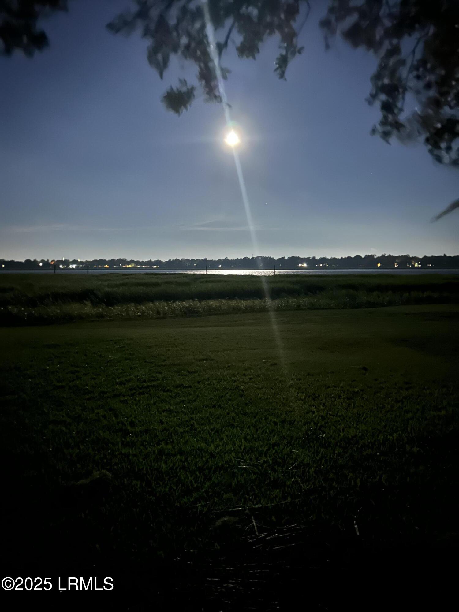 27 Colony Gardens Road, Unit B Beaufort, SC 29907 - Photo 23 of 40 Kathy Campbell - IMG_2673