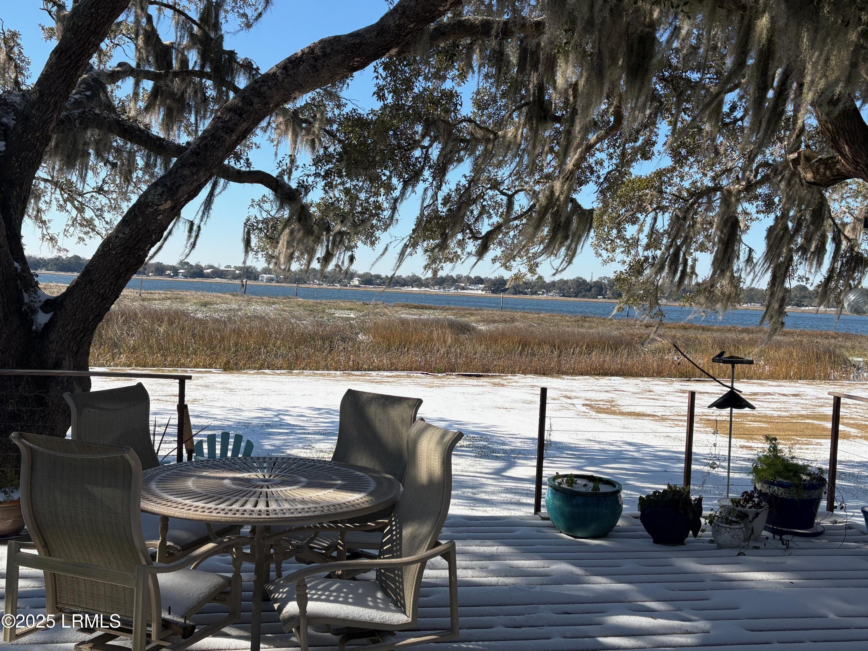 27 Colony Gardens Road, Unit B Beaufort, SC 29907 - Photo 6 of 40 IMG_0107