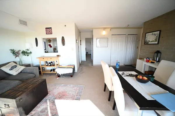 $3,100 | 49 Marion Street, Unit 10D, Brookline, MA 02446