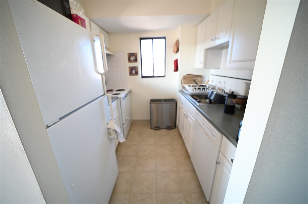 49 Marion Street, Unit 10D Brookline, MA 02446 - Photo 2 of 6