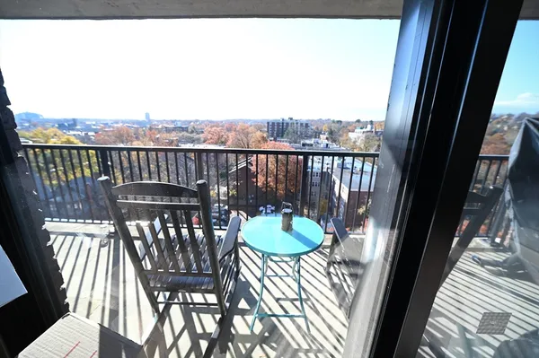 $3,100 | 49 Marion Street, Unit 10D, Brookline, MA 02446