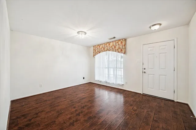 $1,950 | 14102 Kinsbourne Lane, Houston, TX 77014