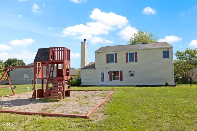 $299,900 | 3153 Kelsey Circle, Indianapolis, IN 46268