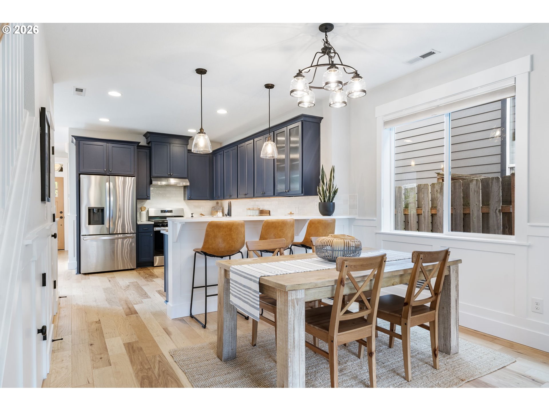 5546 Southeast Oak Street Portland, OR 97215 - Photo 13 of 28 Dining Area