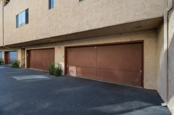 a view of a house with a garage