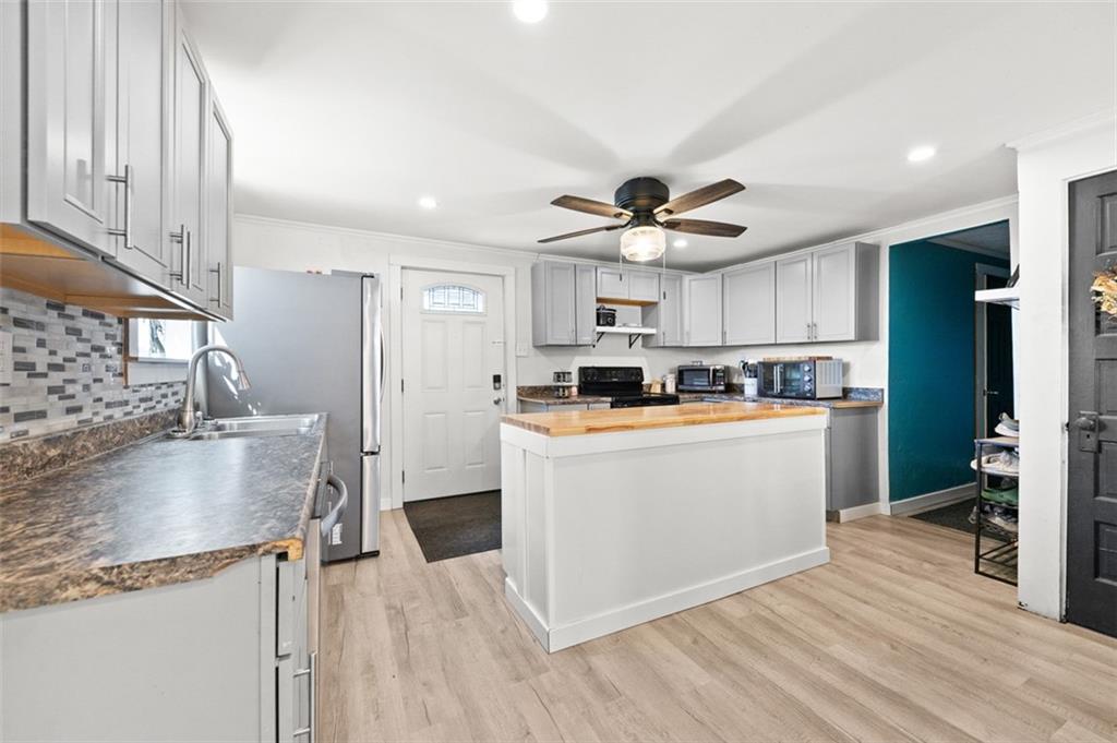 134 Francis Road Perryopolis, PA 15473 - Photo 6 of 30