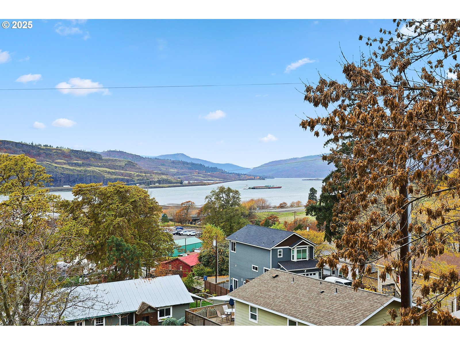 608 Columbia Avenue Lyle, WA 98635 - Photo 12 of 48