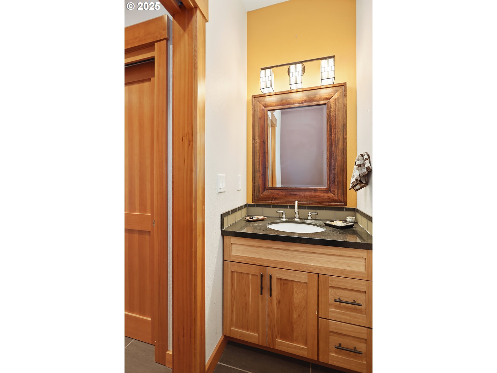 608 Columbia Avenue Lyle, WA 98635 - Photo 22 of 48