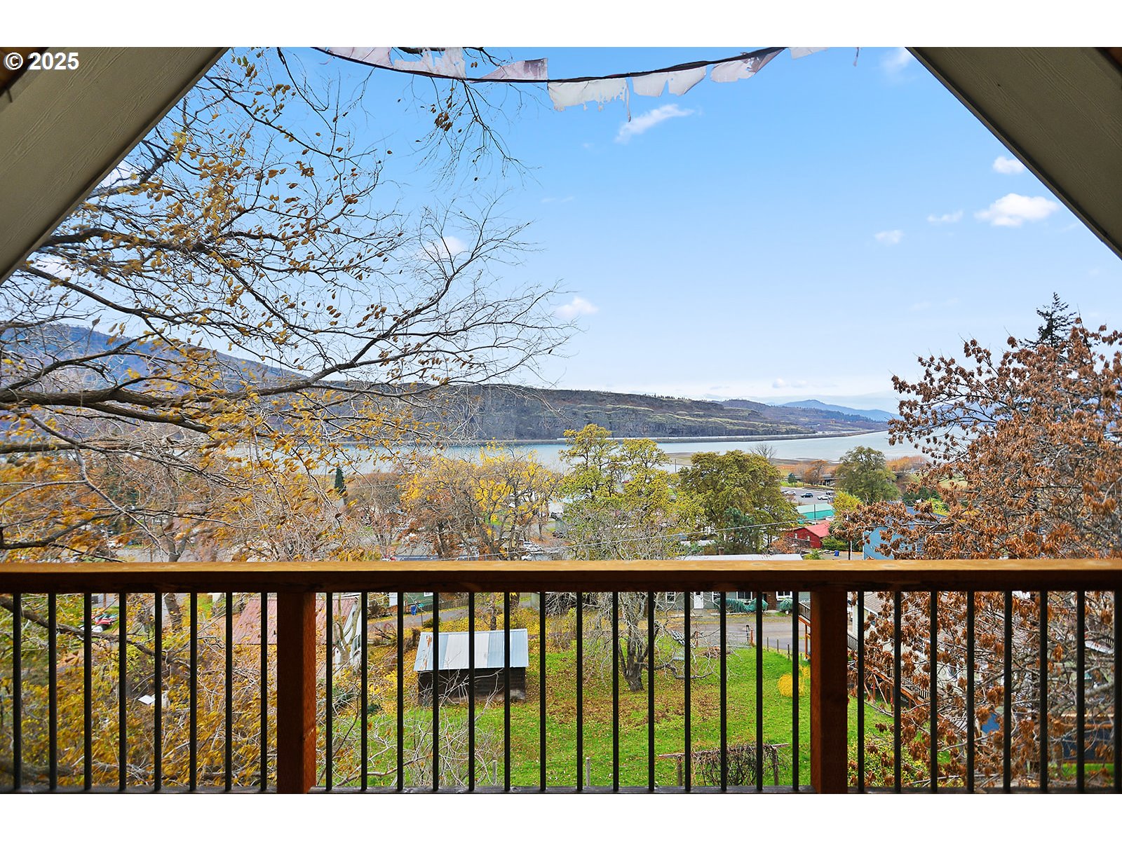 608 Columbia Avenue Lyle, WA 98635 - Photo 25 of 48