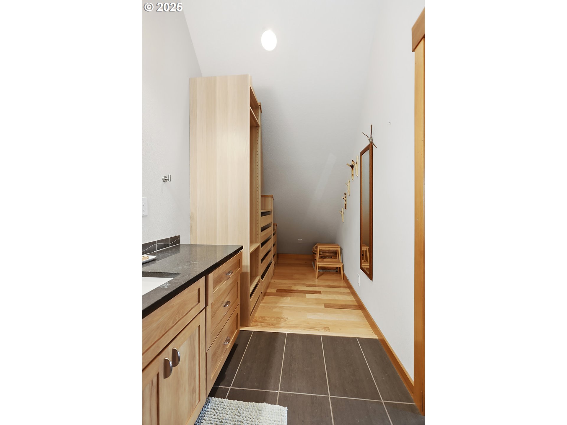 608 Columbia Avenue Lyle, WA 98635 - Photo 28 of 48