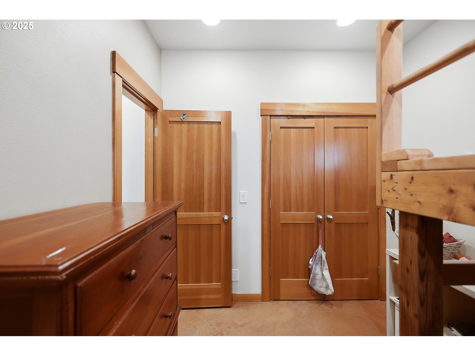 608 Columbia Avenue Lyle, WA 98635 - Photo 37 of 48