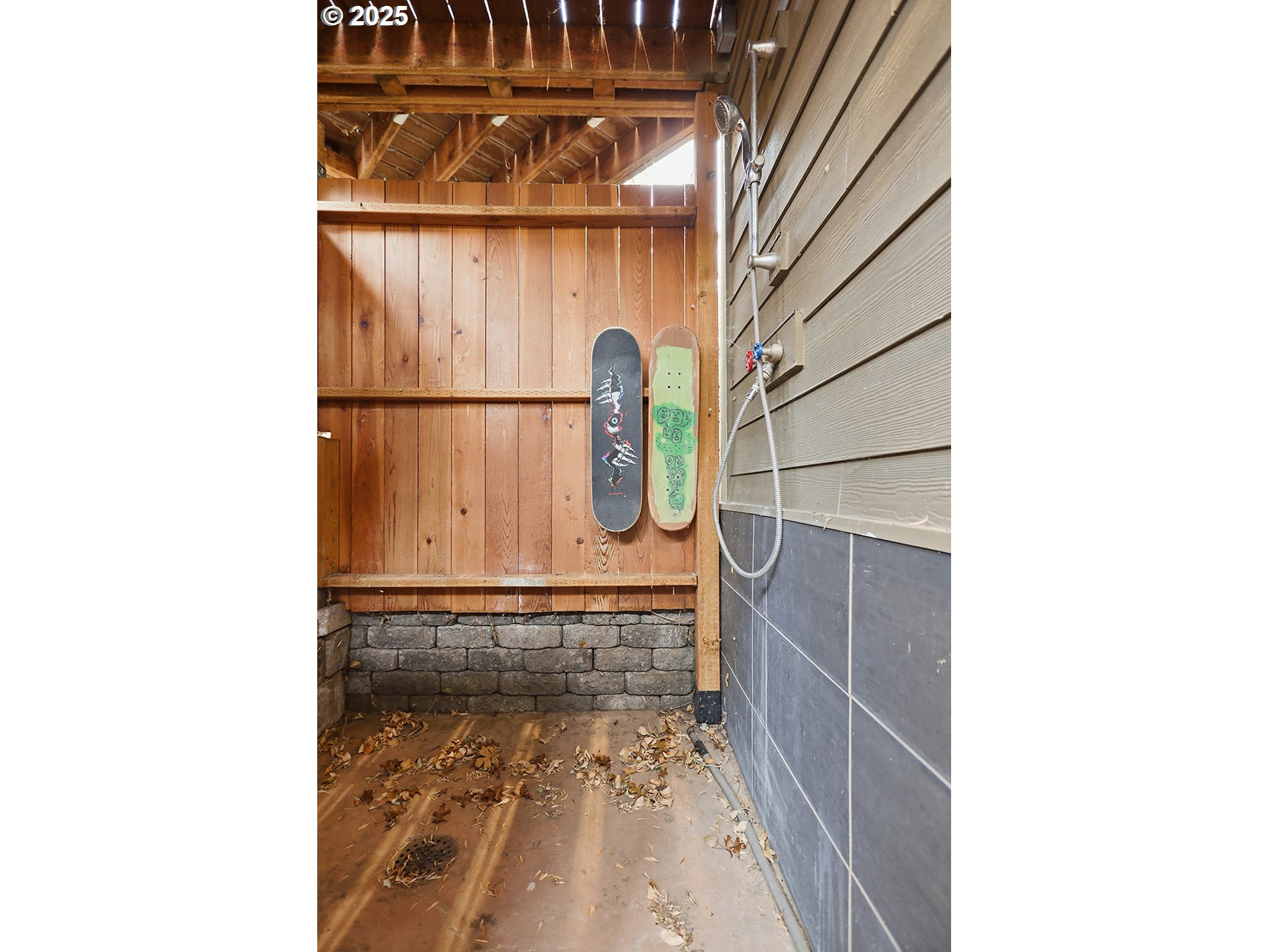 608 Columbia Avenue Lyle, WA 98635 - Photo 40 of 48